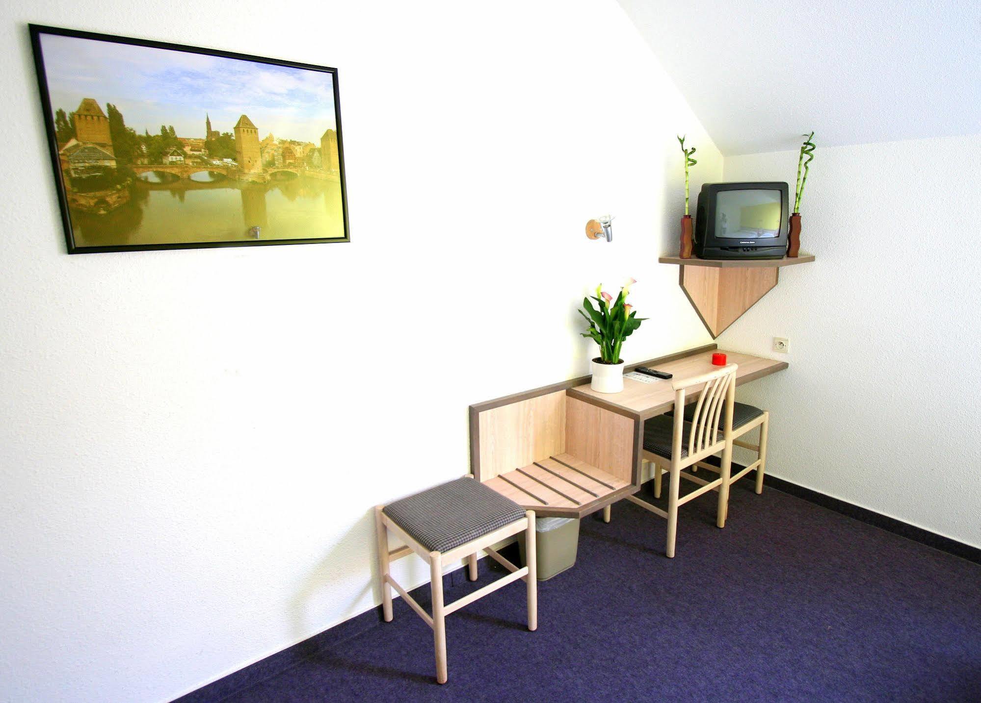 East Hotel Hoenheim Eksteriør billede